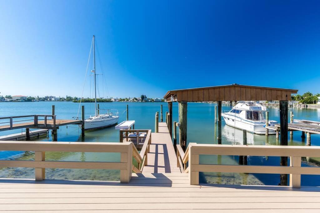 Amazing Water Front View Home Newly Renovated 3Bd 2Bth Clearwater Beach Ngoại thất bức ảnh