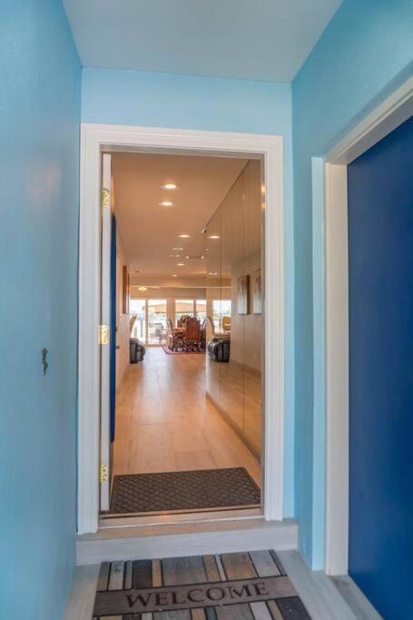 Amazing Water Front View Home Newly Renovated 3Bd 2Bth Clearwater Beach Ngoại thất bức ảnh
